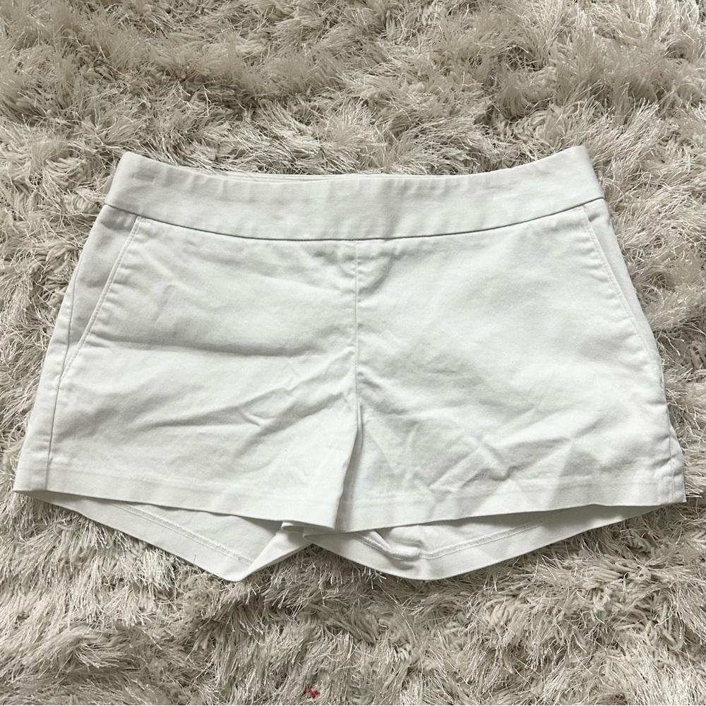 Express Women's Crisp White Tuxedo Shorts